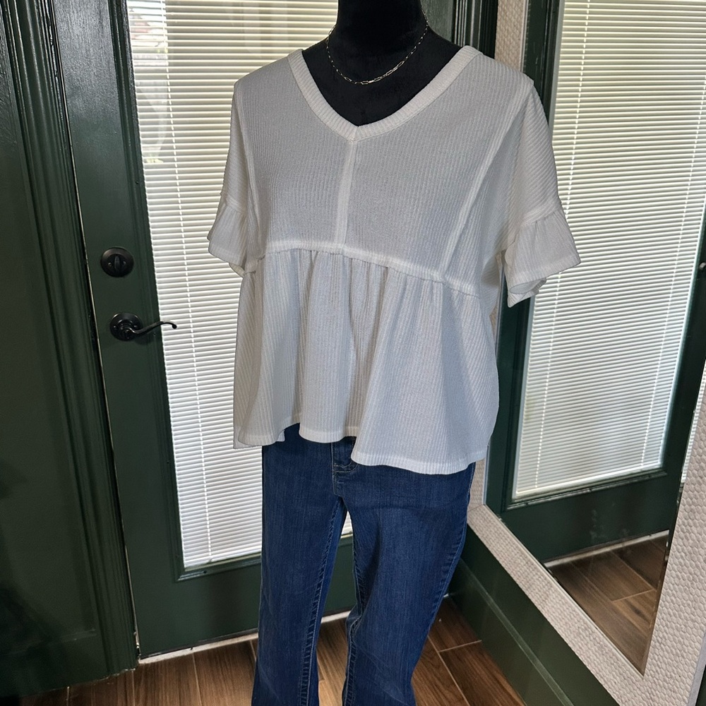 Dry Goods White V-Neck Blouse
